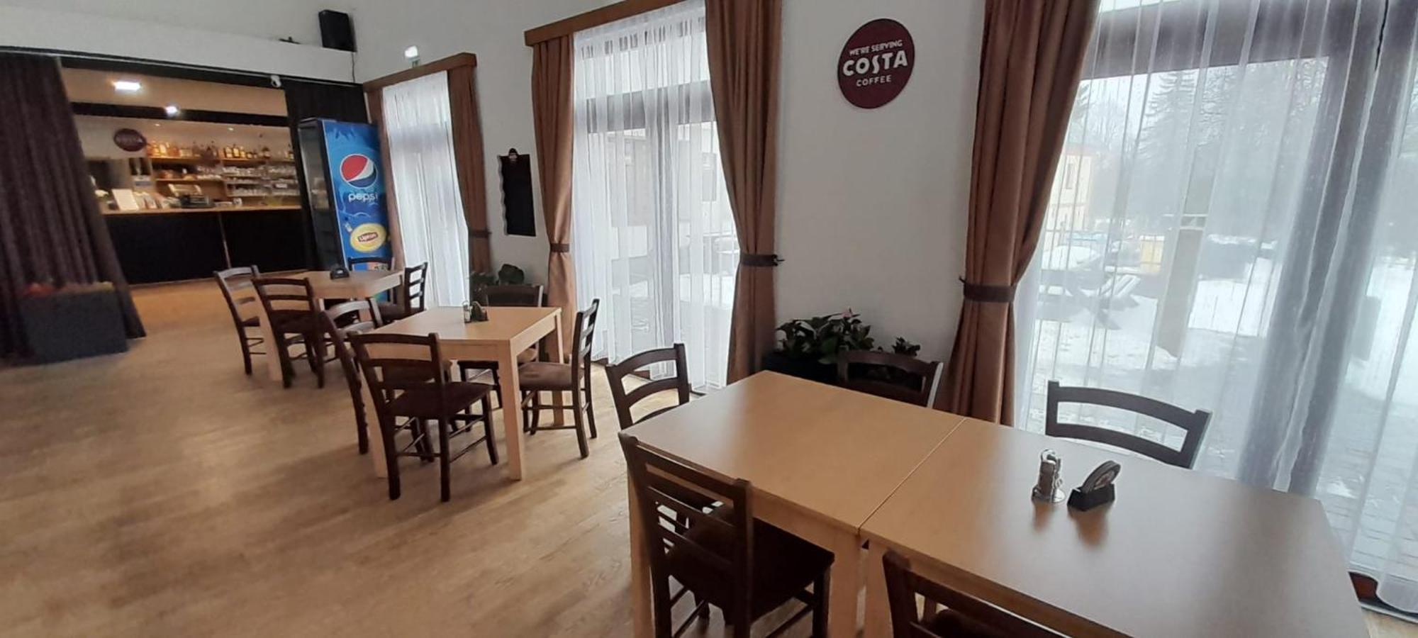 Penzion A Restaurace U Sousedu 斯特拉日尼 外观 照片